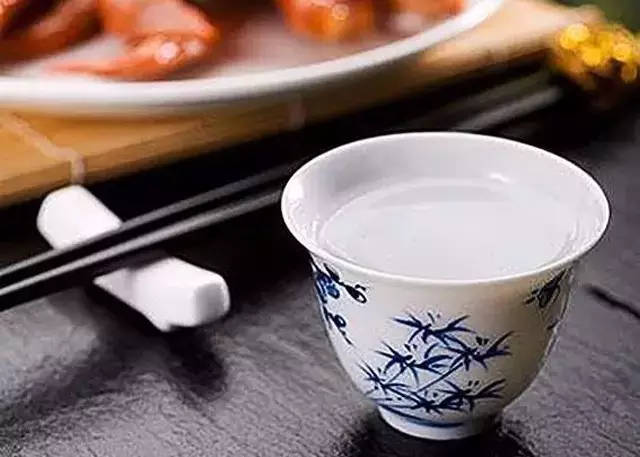 夏天的这些“季节病”一杯白酒竟然可以解决,真神奇